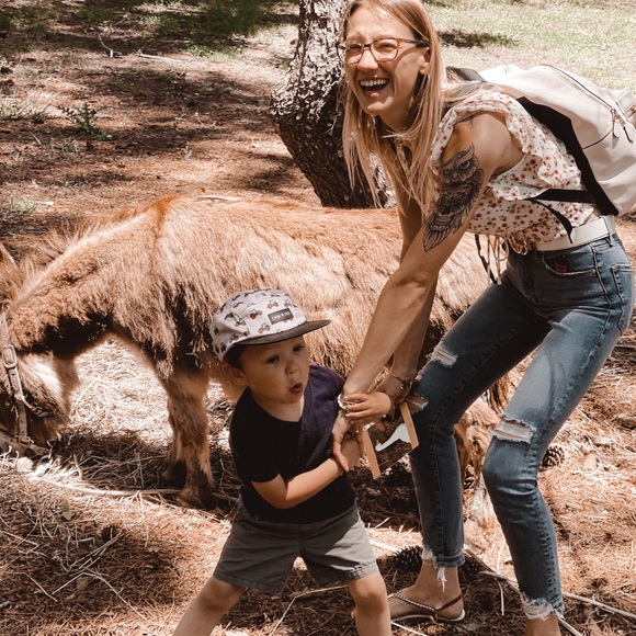 About your seller © - Picture 2 of 2